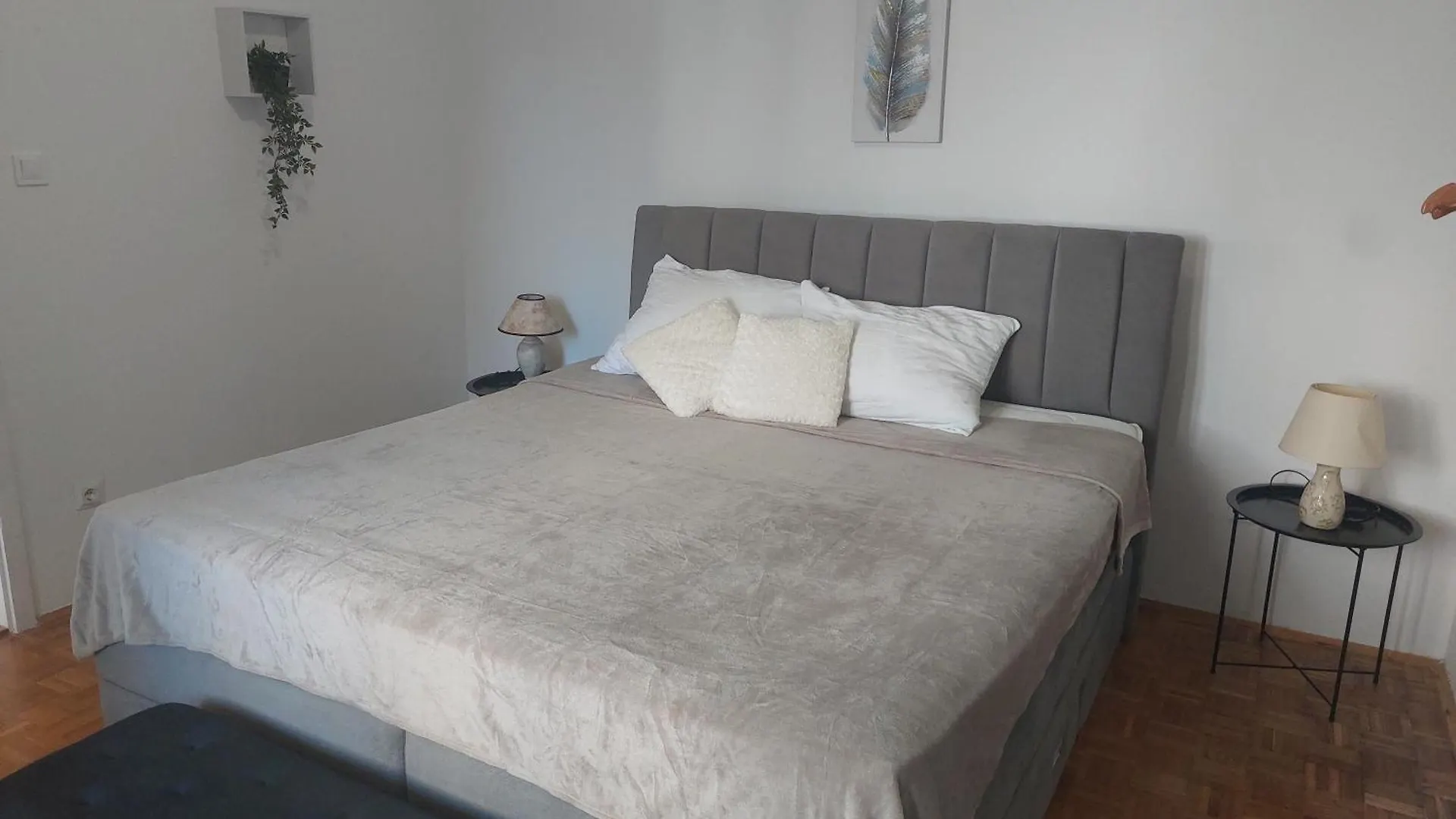 Apartment Lidija